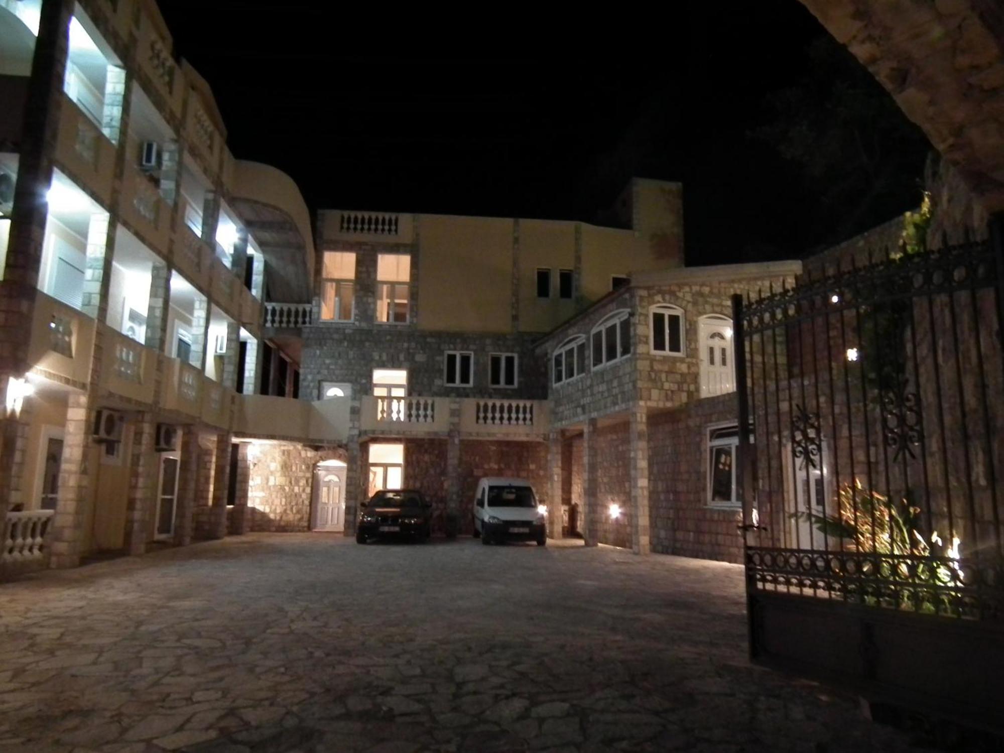 Castellamare Residence Petrovac 외부 사진